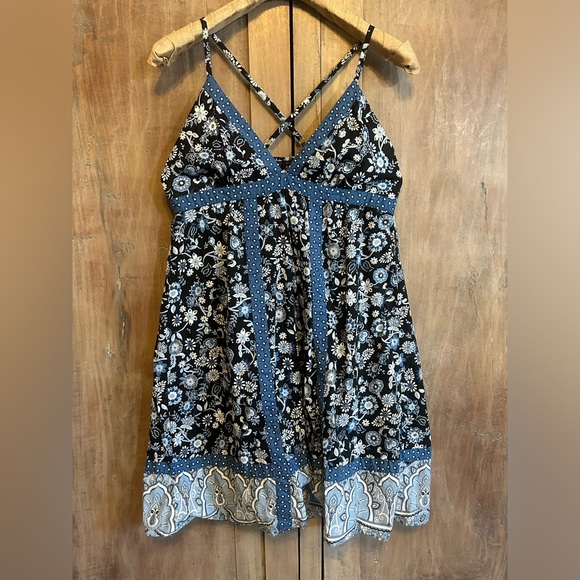 Mossimo Supply Co. Dresses & Skirts - Mossimo Supply Co Sundress with Criss Cross Back Straps - EUC